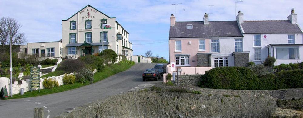 Bull Bay Hotel Amlwch Exterior photo